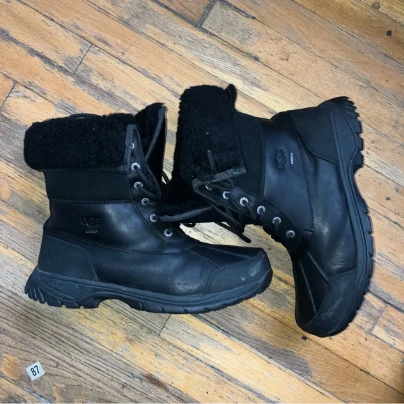 UGG Butte Boot - BLACK - Picture 2 of 4